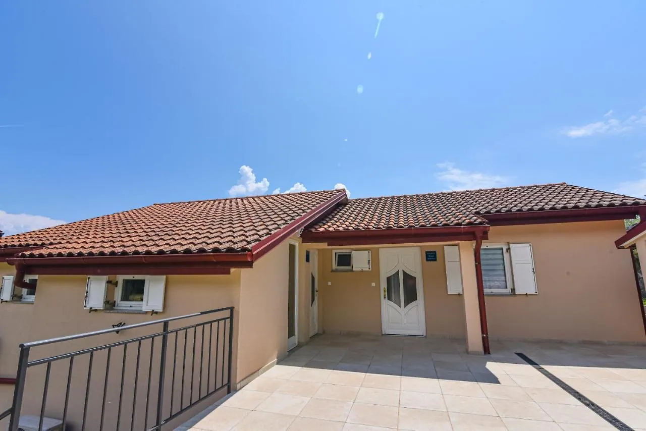 Brsec Villa Anda S Apartmanima I Bazenom 0*,  Kroatien