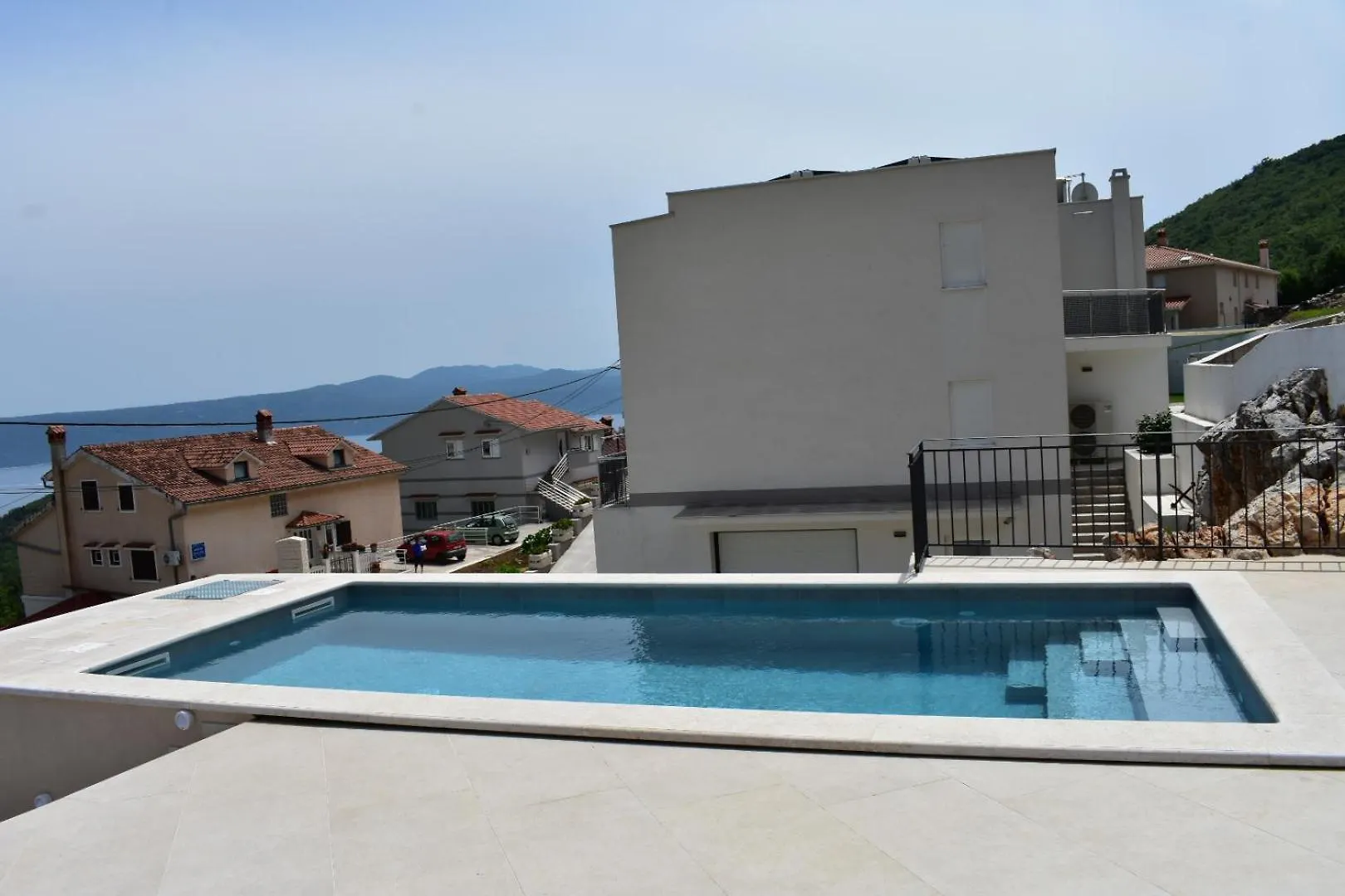Apartment Brsec Villa Anda S Apartmanima I Bazenom